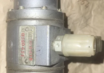 Регулятор тиску повітря в кабіні АРД-57В