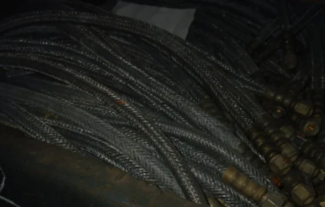 Шланг гнучкий ШГ-16 для індикатора тиску ИД-1