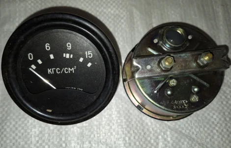 Покажчик тиску масла УК-138