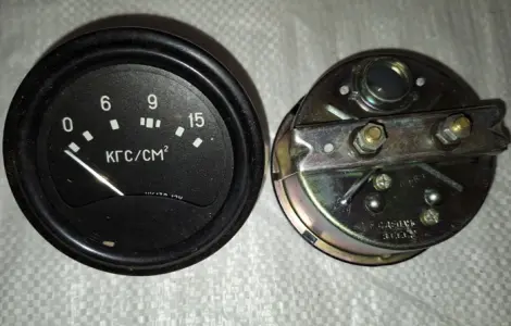 Указатель давления масла УК-138