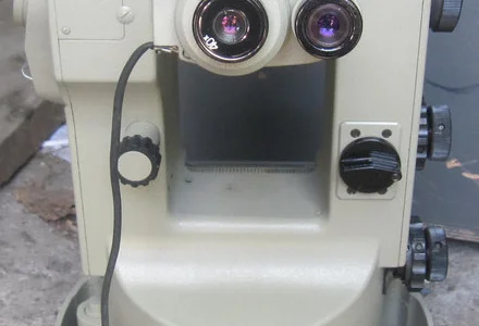 Оптичний теодоліт УОМЗ 3Т2КА