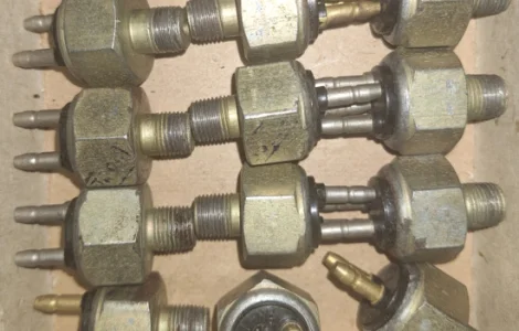 Куплю вимикач сигналу гальм ВК-12Б