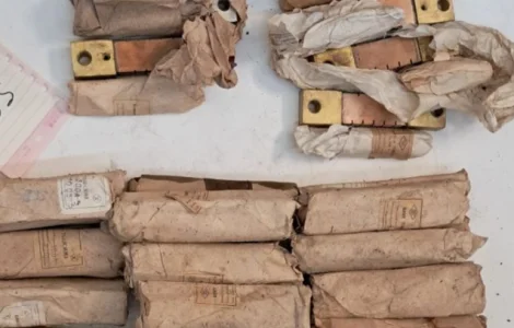 Шунт для амперметра 75ШСМ 300А