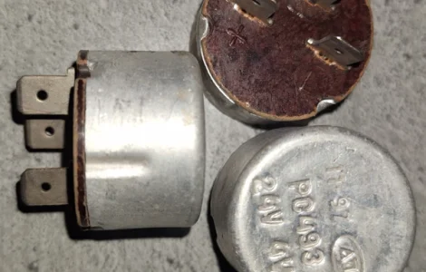 Реле ручника 24В РС 493