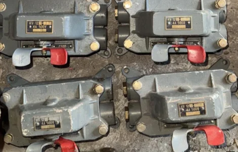 Кнопковий пост керування КУ123-13м