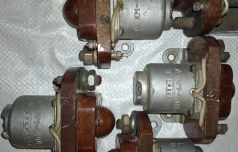 Контактор КМ-400Д-В