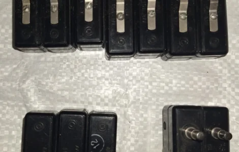 Мікроперемикач А801 15а 27в