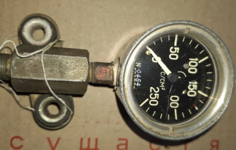 Куплю манометр МТ-60УП