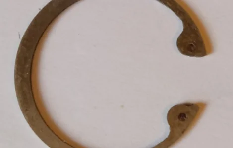 Кільце стопорне поршневого пальця