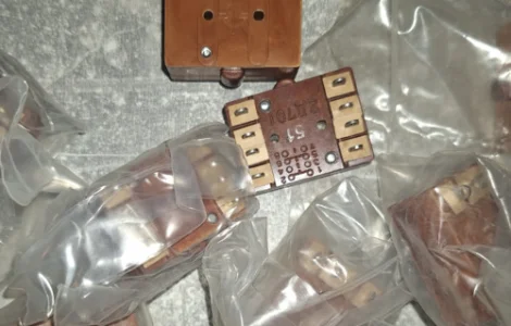 2Д701 мікровимикач