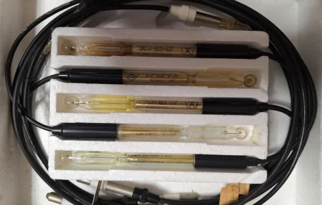 Лабораторний pH-електрод ЭСЛ-63-07 (ЕСЛ-63-07)