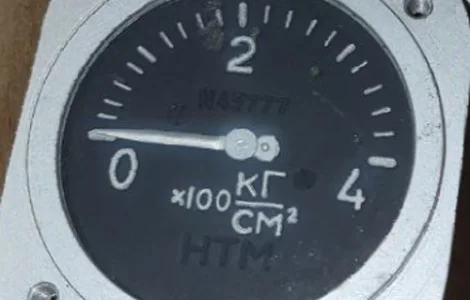 Манометр НTM-400