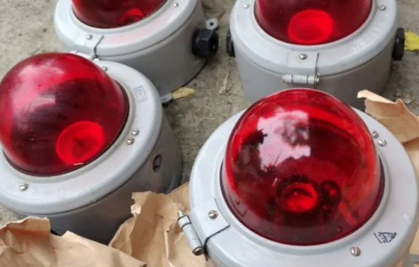 Куплю світильник сигнальний СС-56 220в 15 вт