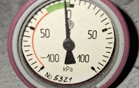 Мановакуумметр МВ-1/4 фільтра масляного ГСТ