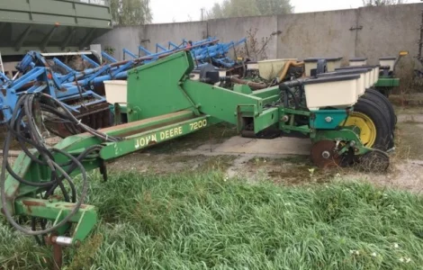 Сівалка 16 рядна John Deere 7200 дискова