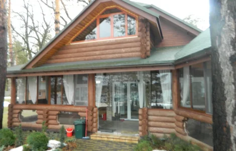 Продажа VIP коттеджа с дизайнерским евроремонтом на Днепре в лесу с своим пляжем