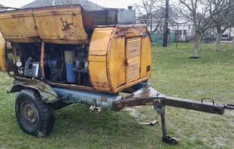 Компрессор дизельный ПКСД 5.25. Бровары