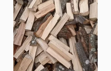 Купити машину дров в Демидівка - Доставка по району та області