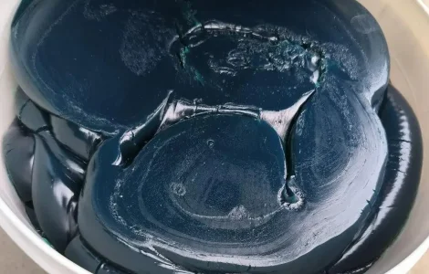 Продаются технические смазки Солидол в различных упаковках