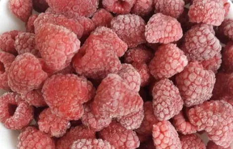 Малина заморожена
