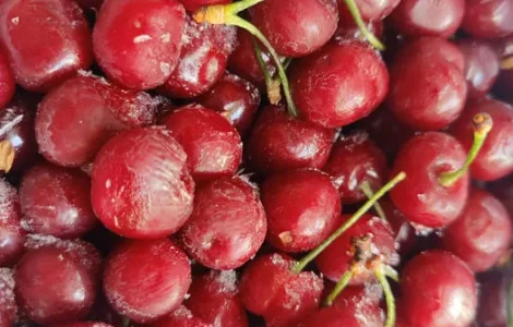Заморожена черешня
