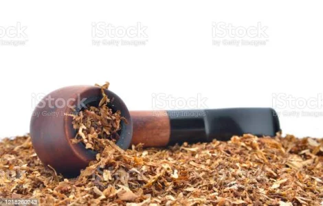 Сухий табак різних сортів високої якості