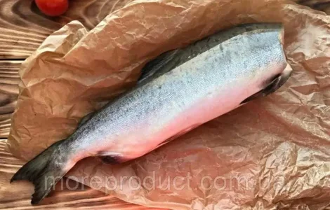 Горбуша свіжоморожена риба без голови потрошена
