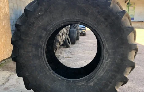 Шина 900/60R32 Continental для комбайнов