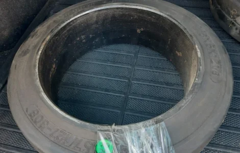 Шина бандажная 18х5-12 1/8 Sm (без протектора) Std Laugfs