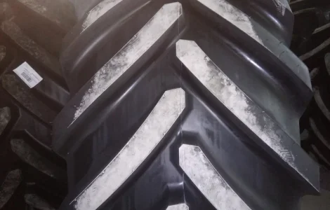 Нові шини на комбайн 900/60R32 (35.5р32) імпорт