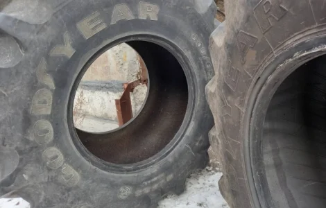 Шина бу 800/65R32 (30.5-R32) GoodYear 172A8