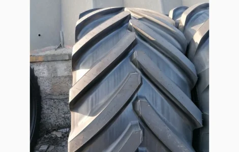 Шини Michelin MegaXBib 900/60R32 (182B) комбайн