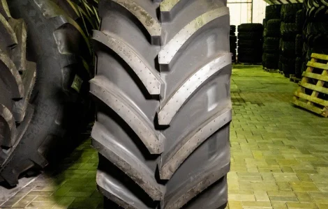 Шина VF650/60R34 165D161E NRO VT-TRAC TL BRIDGESTONE для трактора