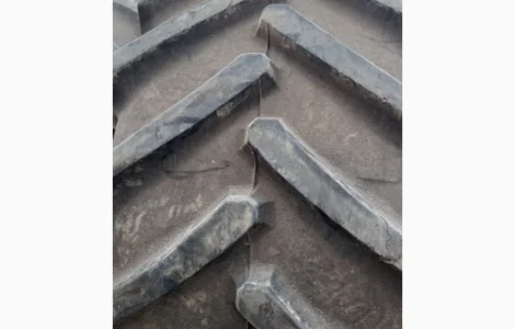 Бу шина 800/70R38 Uniglory