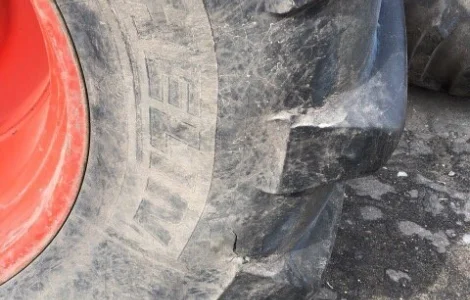 Б/у Шина 900/60R32 Michelin 176A8