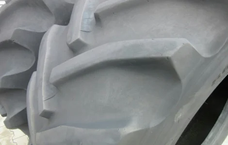 Шины на трактор 420/85R30 (16.9-30) Good Year