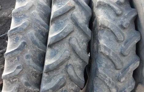 Шина бу 380/90-R46 (14/9р46) GoodYear на опрыскиватель