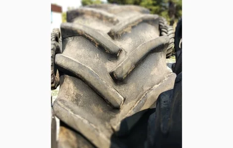 Бу шина GoodYear 800/65R32 (30.5LR32)