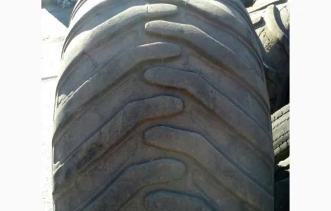 Продам б/у шины 750/70R26