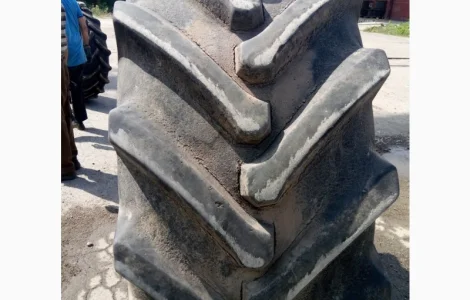 Б/у шина 620/70R42 Starmaxx Турция (пара)