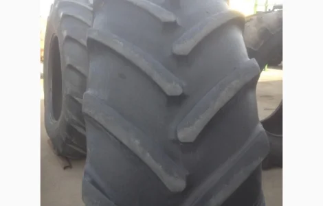 Б/у Продам пару шин 710/70R42 Michelin