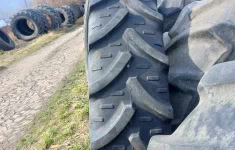 Бу шина 300/95r46 Kleber на опрыскиватель