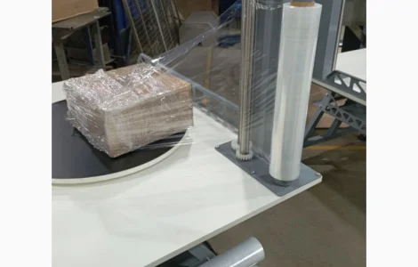 Стіл пакувальний з поворотною платформою