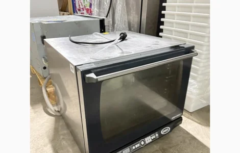 Конвекционная печь Unox Arianna XFT 135