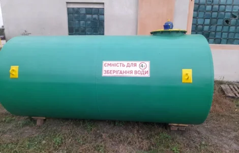 Продам бочку цистерну для води 4 куб.м