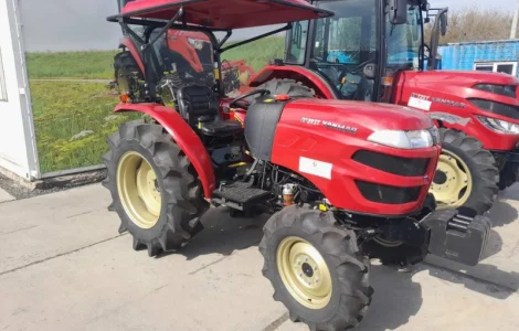 Козирьок ( дашок) для міні-тракторів Yanmar
