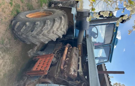 Продаж трактора т-150