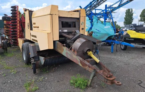 Прес-підбирач тюковий Rivierre Casalis RC  8080