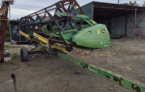 Жниварка  зернова John Deere 622R