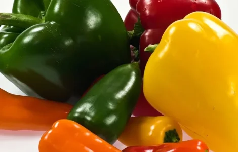 Продажа перца Білозерка Кировоградская обл опт сезонный перец в таре